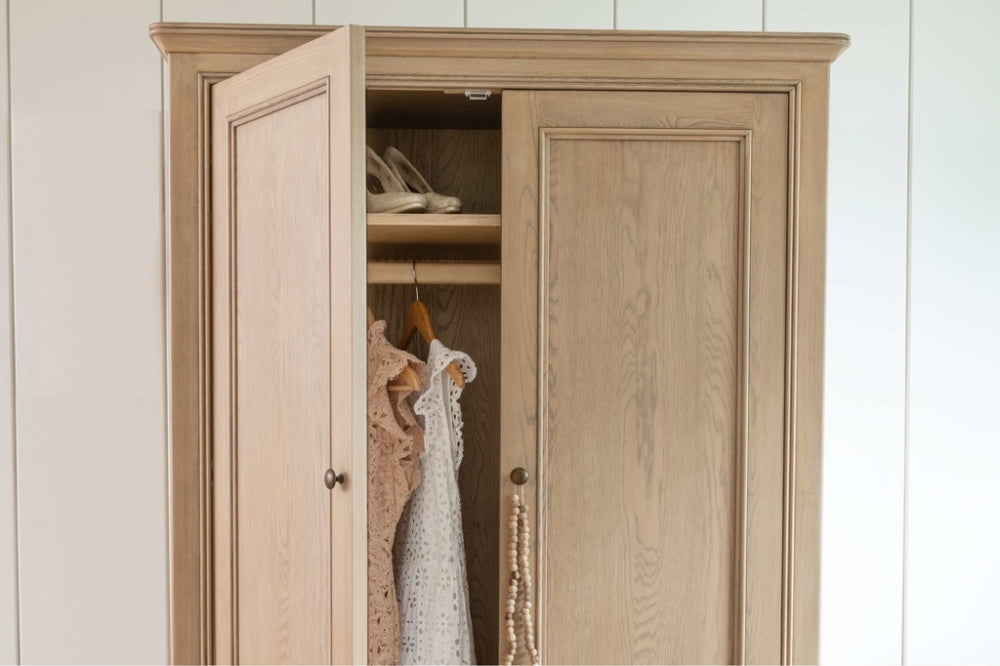 Willis and Gambier Toulon Oak 2 Door 1 Drawer Double Wardrobe