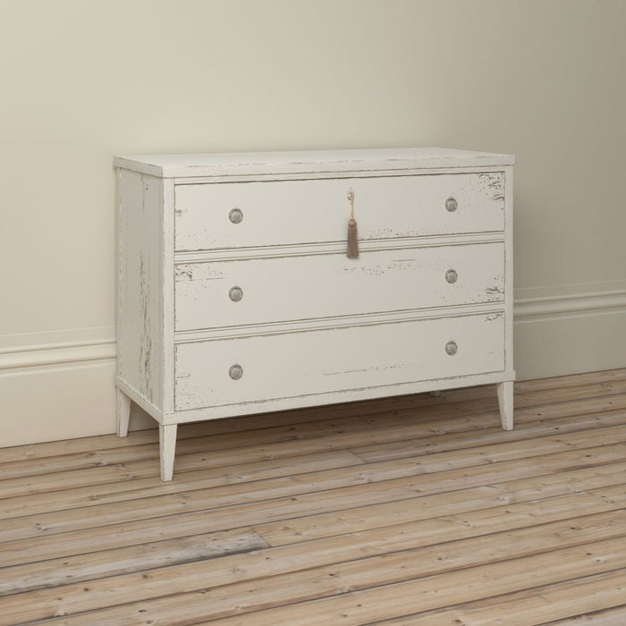 Willis and Gambier Atelier Distressed White 3 Drawer Chest