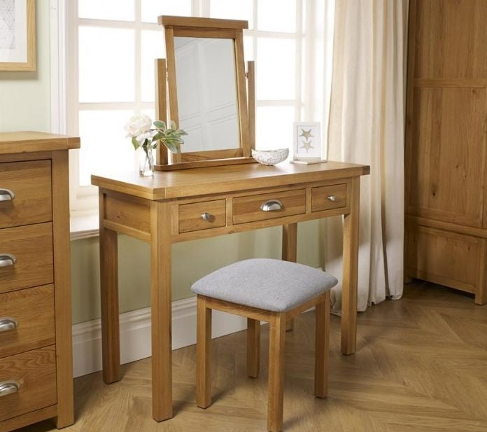 Woburn Rustic Oak 3 Drawer Dressing Table