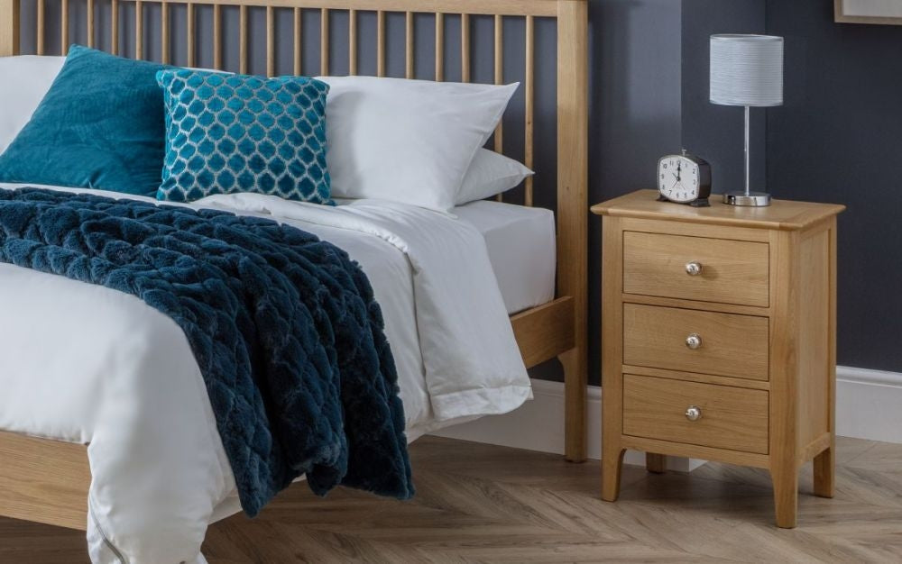 Cotswold Oak 3 Drawers Bedside Cabinet