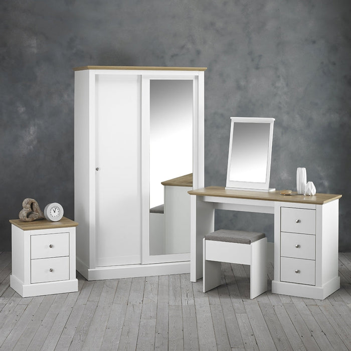 Devon White Dressing Set