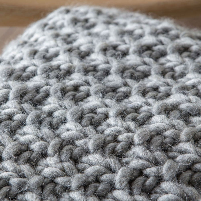 Chunky Moss Knitted Grey Fabric Throw