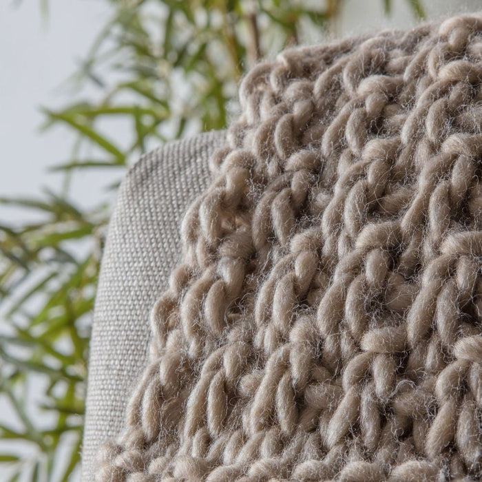 Chunky Moss Knitted Oatmeal Fabric Throw