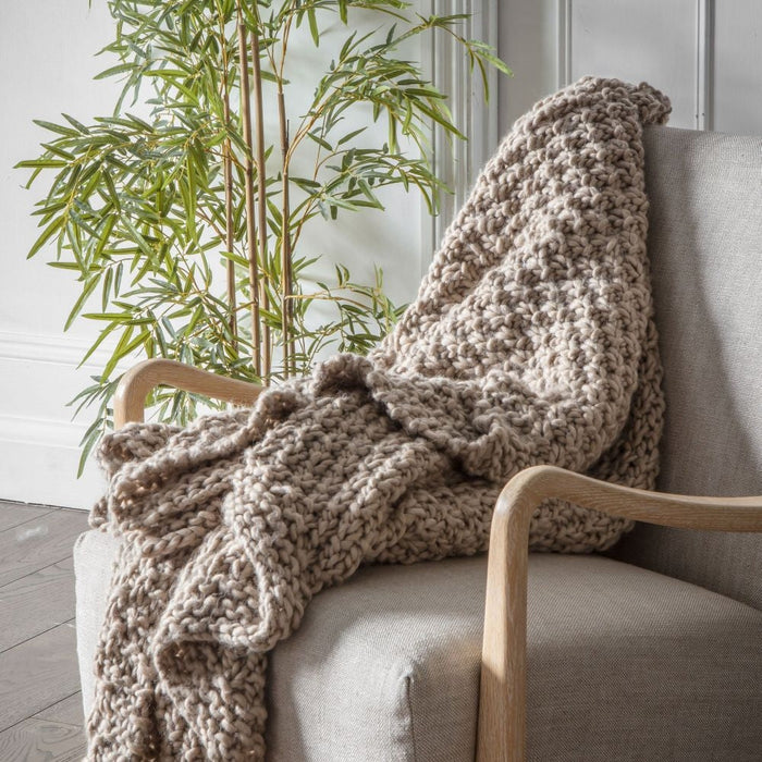 Chunky Moss Knitted Oatmeal Fabric Throw