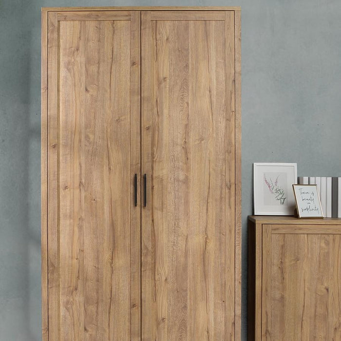 Malte Brun Waterford Oak Hallway Wardrobe