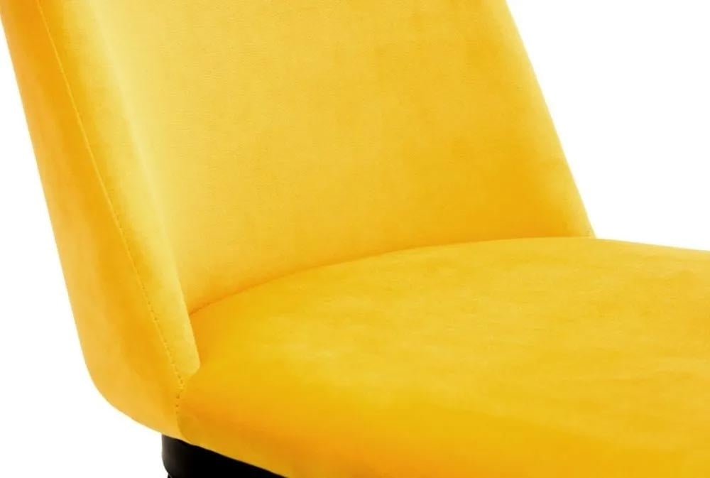 Findlay Square 4 Seater Dining Set with 4 Delaunay Mustard Chairs