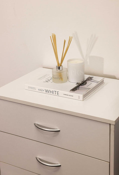 Delta White Bedroom Set