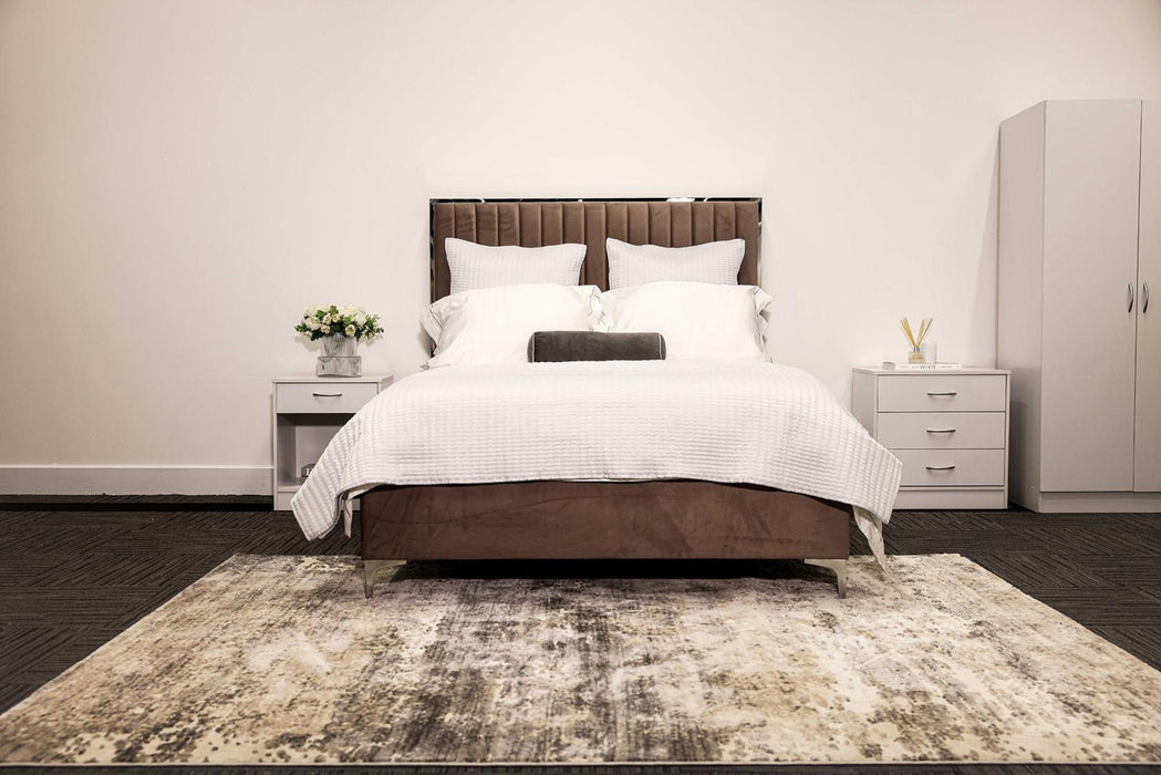 Delta White Bedroom Set