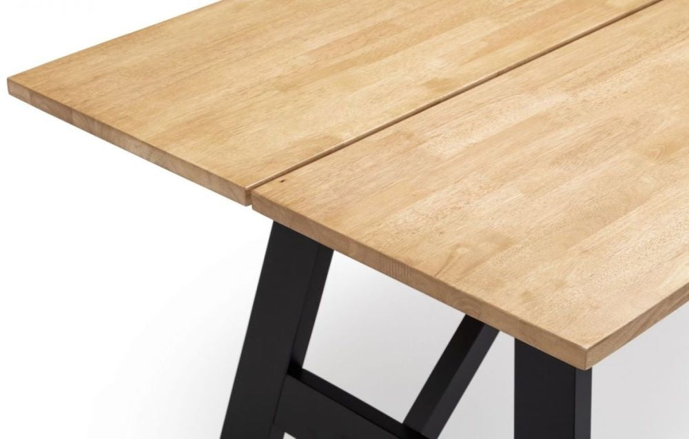 Hockley Oak Dining Table - 6 Seater