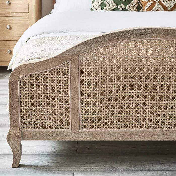 FLEUR RATTAN BED 135CM- LIGHT OAK